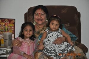 Vanitha Vijayakumar Instagram - Some memories never fade .. time flies and kids grow up so quickly and become your equals. My daughters are my best friends for life and they are growing into beautiful human beings with all the qualities they should have.. blessed ❤️ @jaynitha_rajann @jovika_vijaykumar
