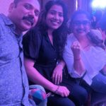 Vanitha Vijayakumar Instagram - #friendship #friends #friendslikefamily #weekend #birthday ❤️@ @thenmozhi.thenmozhi @sowmyajayaramofficial