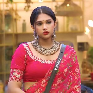 Vanitha Vijayakumar Instagram - "She's the kind of beautiful that leaves you breathless. 💖✨"
#ootd

#biggbosstamil7 #biggbosstamil #jovikavijayakumar #jovika #vanithavijaykumar #vijaytelevision #picoftheday