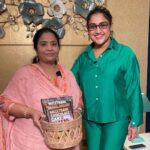 Vanitha Vijayakumar Instagram - Lovely afternoon spent with #premathejournalist @premathejournalist … conversation,good laughs and a few tears … ty so much for a heartwarming interview … COMING SOON @vanithavijaykumarstylingstudio Hyderabad