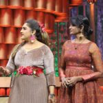 Vanitha Vijayakumar Instagram - Nalaiku episode adidhool dhan 😍🔥 SUPER SAMAYAL | TOMORROW | 12:30 PM #SunTV #SuperSamayal #SuperSamayalOnSunTV #SunDigital