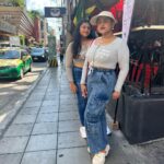 Vanitha Vijayakumar Instagram - #motherdaughter #motherdaughtergoals #bangkok #chatuchak @jaynitha_rajann Bangkok City, Thailaind