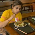 Vanitha Vijayakumar Instagram - #vietnam #streetfood #vacation #travelphotography life is to love eat and travel… work hard achieve earn your own money and take care of your loved ones.. dream big universe will provide if u truly sincerely try @jaynitha_rajann #jovika