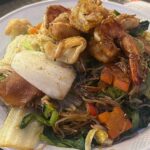 Vanitha Vijayakumar Instagram - #vietnam #streetfood #vacation #travelphotography life is to love eat and travel… work hard achieve earn your own money and take care of your loved ones.. dream big universe will provide if u truly sincerely try @jaynitha_rajann #jovika