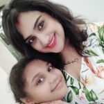Vanitha Vijayakumar Instagram - #internationalgirlchildday #girlchildday #girlpower #daughter #daughters #motherhood to both my pillars of strength the reason for my everything,my besties,my moms❤️ live your life to the fullest and achieve your dreams .amma has your back like you always have mine💪#yougogirl