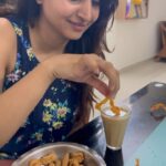 Varshini Sounderajan Instagram – Did you ever try this combination??? #murukulu+ chai= deadly combination