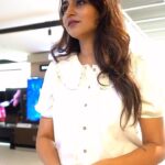 Varshini Sounderajan Instagram - Discovering the Samsung Galaxy Z Fold 5 at Bajaj Electronics has been a game-changer! Their warm and incredibly knowledgeable staff made upgrading my phone an absolute breeze. It’s like the Galaxy Z Fold 5 was custom-made for my lifestyle, making multitasking hassle-free. Take advantage of the fantastic deals at the Bajaj Electronics Mobile Mela! Visit the nearest Bajaj Electronics store before the offer ends on September 17th. . . . . #Bajajelectronicsmobilemela #Bajajelectronics #bajajelectronicshyderabad #mobilesale #mobilemela #SamsungZFold5 #ZFold5 #delas #Hyderabad