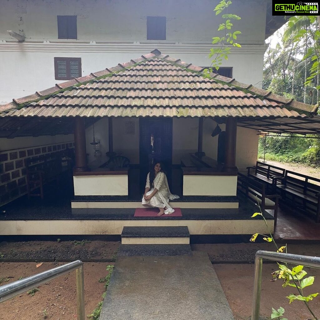 Varshini Sounderajan Instagram - 💕 Kerala