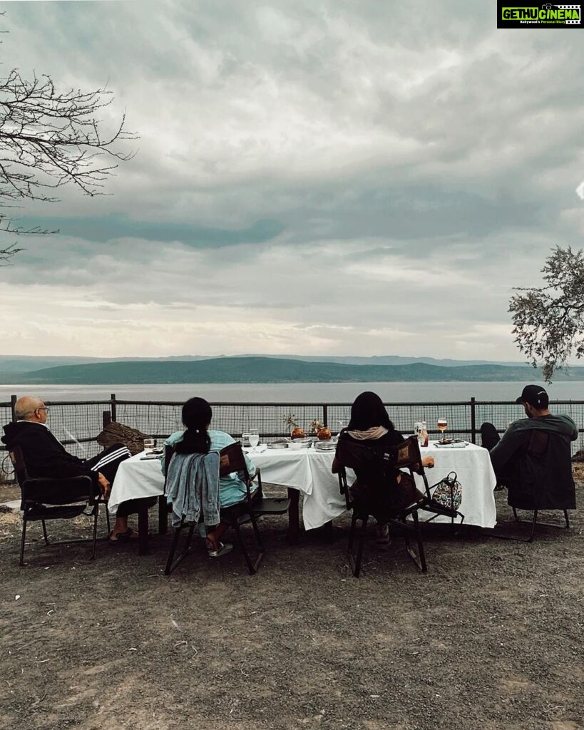 Varun Tej Instagram - Sundowner by the lake!😍 #familia Lake Nakuru National Park, Kenya