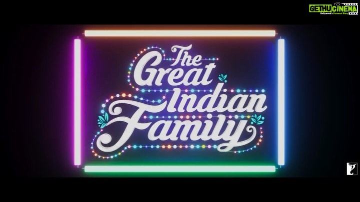 Vicky Kaushal Instagram - Ek se badh kar ek, iss parivaar ke rang hai anek. Isiliye toh hum hai - The Great Indian Family ❤️ Milte hai on 22nd September! Celebrate #TheGreatIndianFamily with #YRF50 only at a big screen near you! @manushi_chhillar | @vijaykrishnaacharyaofficial | @yrf | @ipritamofficial | @amitabhbhattacharyaofficial | #ManojPahwa | @kumudkmishra | @itssadiyasiddiqui | @alkaamin | @srishtipatch | @bhuvanarora27 | @ashutosh_ujjwal | @khoji_gilgamesh