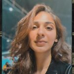 Vidhi Pandya Instagram - You are scrolling through my camera roll. ♥️📸 #beuniquelyyou #love