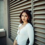 Vidhi Pandya Instagram - Try again.🤎🕊️ #beuniquelyyou #love