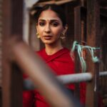 Vidhi Pandya Instagram - "Jise anjam tum samajhti ho, Ibtida hai kisi kahaani ki." - Sarvat Hussain #beuniquelyyou #love
