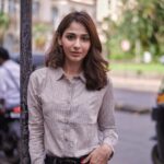 Vidhi Pandya Instagram - New shirt, new day, new you.👔 here’s the sneak peak to our new shirts collection. We cannot wait to see you in them.. 🥰 New collection is live now on our NANAKI website. ( link is mentioned in my bio) follow @nanaki_shop for every update. Happy shopping. 🫶🏻🌻🧿 #Nanakishirts #Nanakifashion #Nanakiprints #Shirtstyle #fresh #purecotton #newyou #womenshirts #classicelegance #shopwithus #beuniquelyyou #love