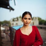 Vidhi Pandya Instagram – Kabhi kisi ko muqammal jahaan nahi milta, 
kahi zameen, kahi aasmaan nahi milta. – Nida Fazli 🥀

Photographed by – @bharat_rawail 
Makeup by – @makeupbynidhhikaushal 
Hair by – @_hair.me.out._ 

#beuniquelyyou #love