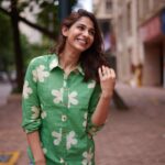 Vidhi Pandya Instagram - New shirt, new day, new you.👔 here’s the sneak peak to our new shirts collection. We cannot wait to see you in them.. 🥰 New collection is live now on our NANAKI website. ( link is mentioned in my bio) follow @nanaki_shop for every update. Happy shopping. 🫶🏻🌻🧿 #Nanakishirts #Nanakifashion #Nanakiprints #Shirtstyle #fresh #purecotton #newyou #womenshirts #classicelegance #shopwithus #beuniquelyyou #love