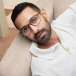 Vikrant Massey Instagram – Hold onto your seats as the incredibly charming @vikrantmassey, takes center stage with our all-new #LenskartAir Matte Essentials collection! 🙌👓

Prepare to be spellbound by the fusion of sleek matte textures and trendsetting designs.✨

This collection takes you into a world of minimalistic elegance. 🤌

#Lenskart #LenskartMatteEssentials #ElevatedEssentials #EverydayEyewear #JustLaunched #VikrantMassey #MatteEyewear #LKMATTE23