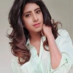 Vindhya Tiwari Instagram - Anybody seeing me for the first tym ever 🙈🤷‍♀️😉 Hi 👋 #pyarapyara ❤️ #goodhairday #lovelife #selfie Mumbai, Maharashtra