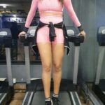 Vindhya Tiwari Instagram - Kaun-kaun meri tarah treadmill pe ulta nahi chal pata ?? 🤷‍♀️🙈🤪