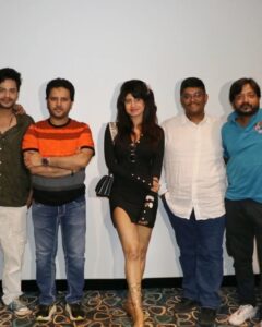 Vindhya Tiwari Instagram - Something exciting coming up ....can't wait to share this with u all....proud of this team ❤️ Screening tym 🎥
@shardulpandit @javedali4u
@medhekarvipin @sunilkamalvitthal