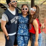 Vinny Arora Instagram - Told you not to grow up so fast, you didn’t listen 🤦🏻‍♀️ But you grew up into this lovely human being that we can’t complain ❤️🧿 It’s not unknown to you & the world that we love you to bits .. you will always be our baby girl not matter how old & tall you grow !!! Happy birthday @arorasamaira29 ❤️❤️ Now move in with us na please !?!