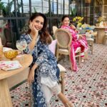 Vinny Arora Instagram - All things pretty at the launch of @shopmulmul’s new collection ❤️ My girls by my side made for the best Saturday outing 🥰