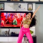 Vrushika Mehta Instagram - I don’t know why but I had to do this 😅 So you tell me why? Please tag @tamannaahspeaks 😍 #reelitfeelit #feelitreelit #reels #trending
