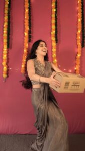 Vrushika Mehta Instagram - Getting my groove on and accepting the electrifying #AmazonHookstepChallenge, all thanks to the incredible @isshehzaankhan! 😄🎉 And you know why? Because the best video gets to score the magnificent iPhone 15, and there are some fantastic gift prizes waiting for other lucky winners too! So if you want to win big like me this time, then make your own video on this jingle and participate now! Don’t forget to tag me & @amazondotin and nominate your friends to pass this challenge on!
 #AmazonGreatIndianFestival #OpenBoxesOfHappiness #ContestAlert #Ad