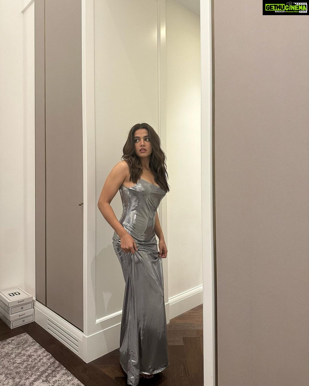 Wamiqa Gabbi Instagram - The less people know, the more stubbornly they know it. #Osho 💄 📸 @cocoballucci_