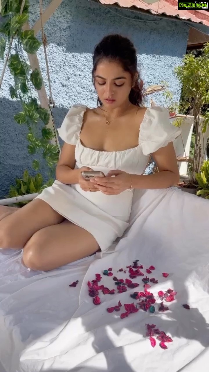 Wamiqa Gabbi Instagram - This is my Video Dump 😎 #VideoDump #BigadGayiHaiBigadGayiHai