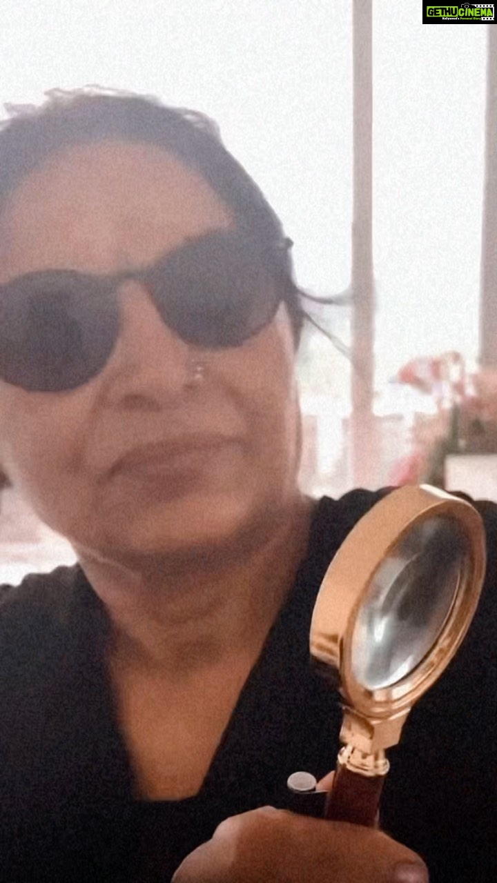Wamiqa Gabbi Instagram - Who has the best mother? โฆ.. ME ๐๐ฝโโ๏ธ Itna achha lagaa jab mummy ne bataya ki unko #CharlieChopra dekh kar mazaa aaya ๐ฅนโฅ๏ธ My dad just sent me this video ๐๐