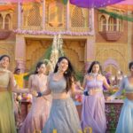 Warina Hussain Instagram – Kar chhatri di chha, main chhawa bahni aa ⛱️😌🍹 A typical wedding playlist: Love, laughter and a whole lot of dance moves! Enjoy ! 

#SuheVe is OUT NOW! 

@shabbir_ahmed9 @kanik4kapoor  @ishaankhanna90 @rahuldid @karmamediaen @cchintanshaah  @ishaankhanna90  @veerrajwantsingh
@kamyachoudhary  @khan_junaid_official  @guma_1  @lordmenon @saba_saudagar @virralpatel @mrityunjayy_pandey @jayeshthakkar_official
@arifmalik948 @sakshiichopra  @masihhabib  @nitinfcp @futane_ravi
@unifimedia  @upkarsing88 @pam_0471  @alanro__lobo @hemantact 
#punjabi #punjabisongs #wedding #trending