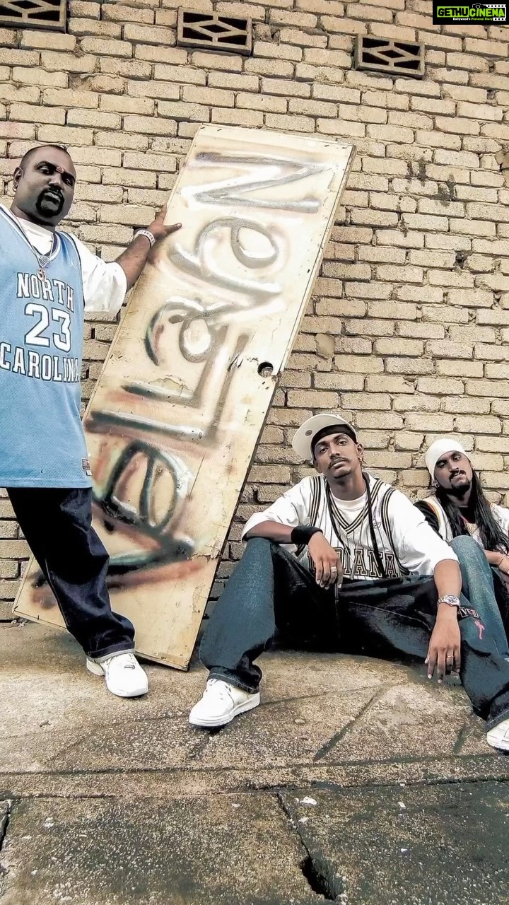 Yogi B Instagram - 01.09.06 - 17 Years of Vallavan today. Blessed to be travelling the world all the years later still performing these songs. Nandri to everyone who has loved, supported, rooted for us all these years. Indefinitely grateful 🙏🏽 @drburn @emceejeszofficial . . . #Vallavan #TamilHipHop #YogiBNatchatra
