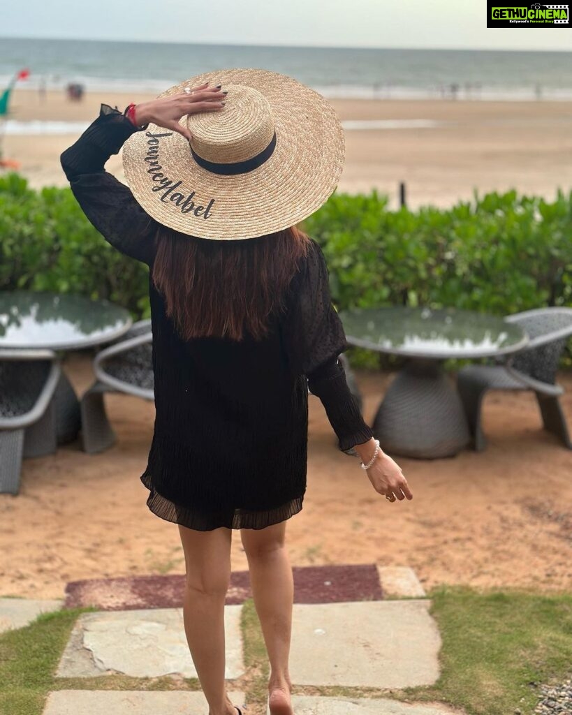 Yuvika Chaudhary Instagram - Throwback, beautiful memories @travelwithjourneylabel @planethollywoodgoa @viikingclub #PlanetHollywoodGoa #ThinkHolidayThinkJourneyLabel #JourneyLabel #TravelWithJourneyLabel #YouAreSpecial #LuxuryHoliday #Planet Holllywood Beach Resort Goa