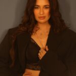 Yuvika Chaudhary Instagram – #yuvikachaudhary  Styled by @stylingcityy
Brallete @clovia_fashions
Skirt @hm
earrings & rings @rubans.in @oakpinionpr
💄& 👱‍♀️ @varshathapa_makeup_hair
footwear @footfuel_
shot by @faizialiphotography 
assisted by @shahruk_12