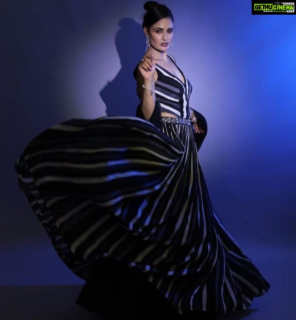 Yuvika Chaudhary Instagram - styled by ： @styleby_shivi outfit by ：@seasonsmumbai outfit managed by ：@stylebyriyajn