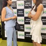 Yuvika Chaudhary Instagram - outfit by ：@stylebyriyajn style by ：@styleby_shivi