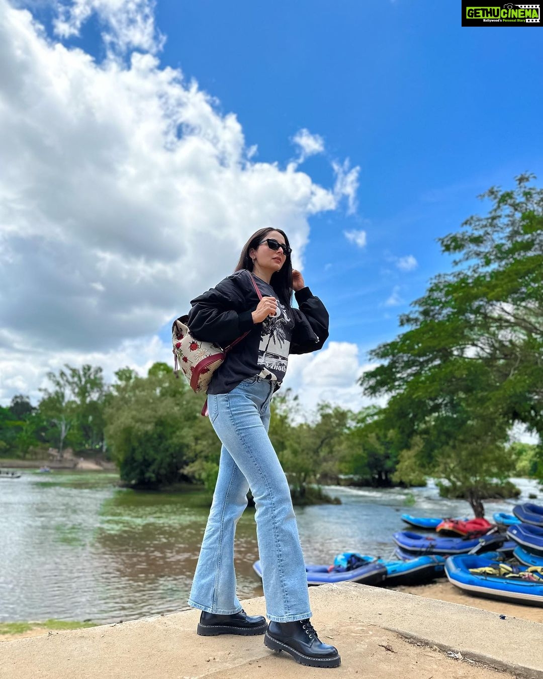Zoya Afroz Instagram - Nice boots huh?! COORG - The Scotland Of India