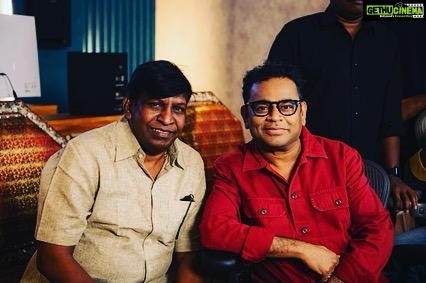 A. R. Rahman Instagram - Recorded a song with our Vaigai Puyal Vadivelu ..He made us laugh throughout and made our session very memorable! #mariselvaraj and the #Mamannan team AM Studios