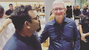 A. R. Rahman Instagram - What are we talking about ? Any guesses ? 🥸 @apple  #timcook #applestoremumbai
