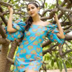 Aahana Kumra Instagram – We’ll always have our blue skies 💙🦋🌧️🧿🤸‍♀️☀️
Photography : @yashjangidphotography 
Creative director : @abhimanyusinghtomarr 
Styling : @juhi.ali 
Make up and hair : @omsenmakeup 
Location : @theclubmumbai 
#autumnleaves 
.
.
#tuesday #tuesdaythoughts #tuesdayvibes #aahanakumra #photoshoot #photooftheday #photography #portraitphotography The Club Mumbai
