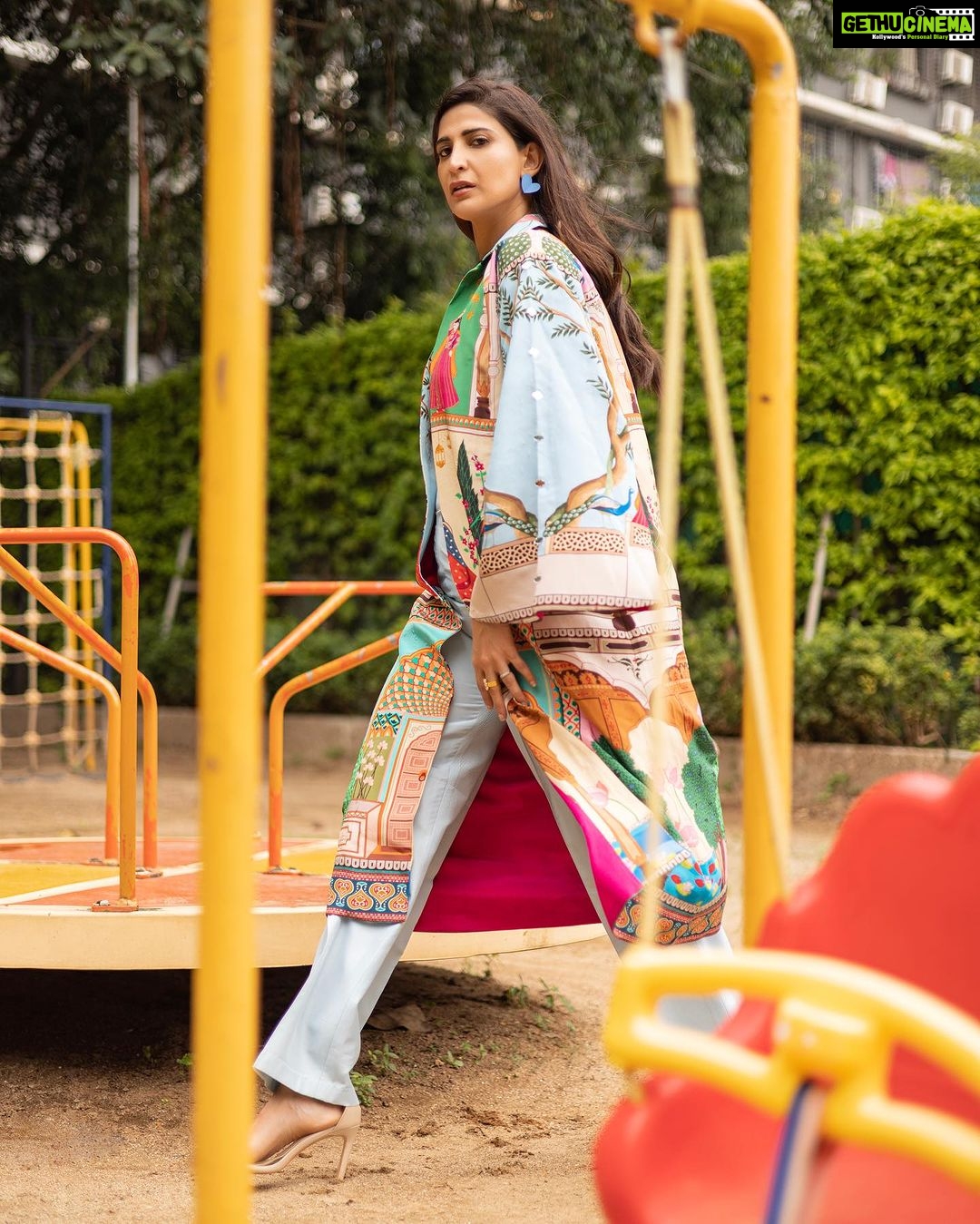 Aahana Kumra Instagram - ππ pumpkin season ππ Photography : @yashjangidphotography Creative director : @abhimanyusinghtomarr Styling : @juhi.ali Make up and hair : @omsenmakeup Location : @theclubmumbai Outfit : @limerickofficial Earrings : @rubans.in #autumnleaves . . #tuesday #tuesdaythoughts #tuesdayvibes #aahanakumra #photoshoot #photooftheday #photography #portraitphotography The Club Mumbai