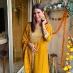 Aahana Kumra Instagram – Kohli ki 50th century ki khushi mein ☀️☀️🏏🏏
Looking like a besan ka laddoo 🌞
Outfit : @libasindia @juhi.ali 
#diwali2023
#goldenhour
.
.
.
.
#happydiwali2023 #diwalidecor #diwaliathome #diwalidecor #aahanakumra #festivewear #festivities Mumbai – मुंबई