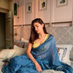 Aahana Kumra Instagram - इश्क़ वो है जब मैं शाम होने पर मिलने का वादा करूँ और वो दिन भर सूरज के होने का अफ़सोस करे 🌸🌞🫶 #saturdate #goldenhour . . . . #evening #sareelover #alldressedup #saturday #saturdayvibes #saturdaymood #aahanakumra Mumbai - मुंबई