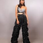 Aahana Kumra Instagram - Looking like a wow💕💕💕💕 @bombaytimes @timesfashionweek @whistling_woods Styling : @juhi.ali Make up : @komzy_le Hair : @kahkashaaaan Photos : @karanhenry Jewellery : @shopeurumme @rubans.in Shoes : @oceedeeshoes Managed by : @suchijaggi @itsbhavyapatel_ #showstopper #fashionweek . . . #showstopper #runway #photoshoot #monday #manicmonday #mondaymotivation #mondaymood #portraitphotography #runwayfashion #monday #aahanakumra Mumbai - मुंबई
