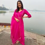 Aahana Kumra Instagram – शुभो अष्टमी💕🌸🧿🙏
Happy Ashtami to all 🌸💕👯‍♀️🫶
Outfit : @tara_c_tara 
#durgapuja
#ashtami 
.
.
.
.
#ashtami #happyashtami #durgamaa #aahanakumra #pandalhopping #navratri #navratri2023 Mumbai – मुंबई