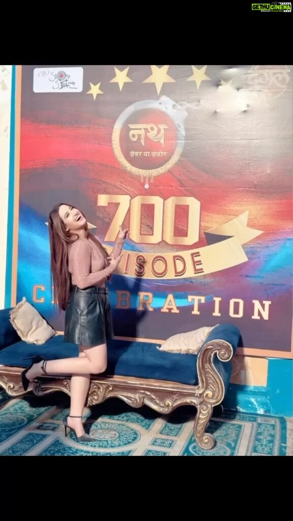 Aalisha Panwar Instagram - Completed 700 episodes.. ., Posting super late but with same emotion.. Feels wonderful to b a part of this lovely team.. Congratulations to the whole team and fans.. ❤️ Many more to go.. .,🧿 #NathKrishnaAurGauriKiKahani @arjunsinghdalal_ @nitinbabuofficial @anusolanki_