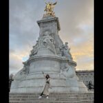 Aanchal Sharma Instagram – A whole album of pictures🤍 London, United Kingdom
