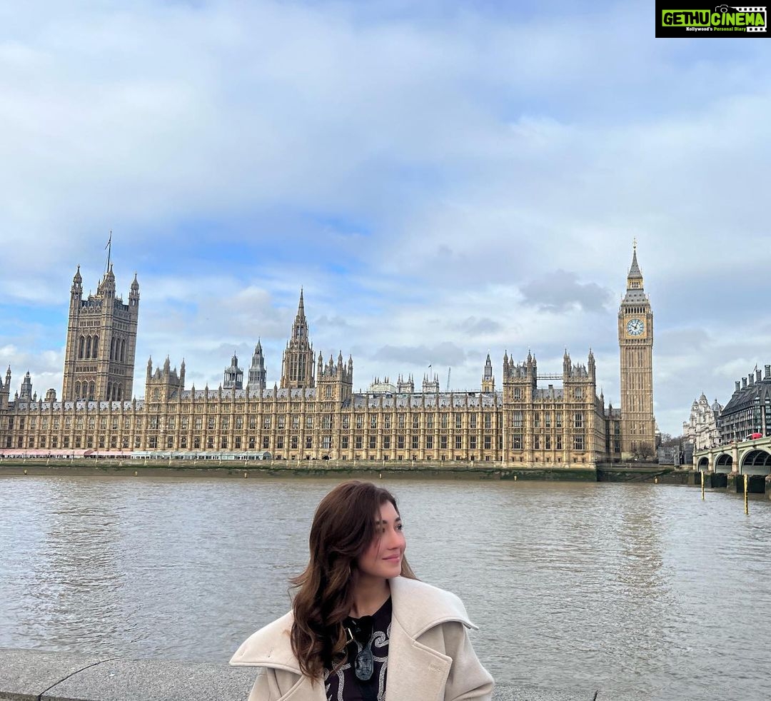 Aanchal Sharma Instagram - A whole album of pictures🤍 London, United Kingdom
