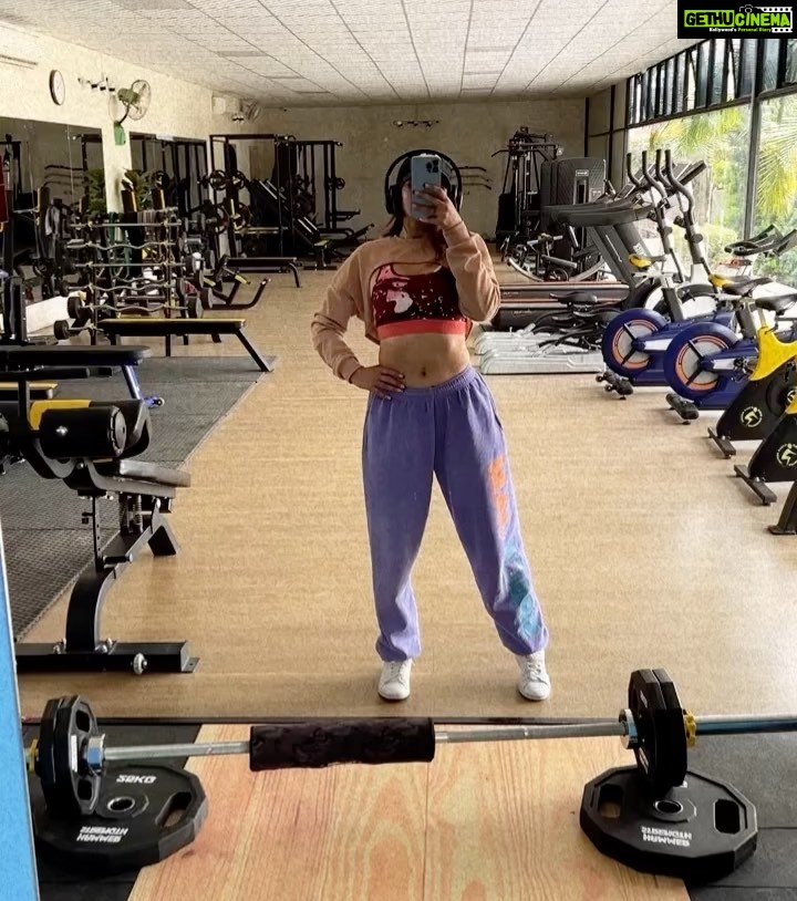 Aanchal Sharma Instagram - Cheers to that extra mile you go❣️